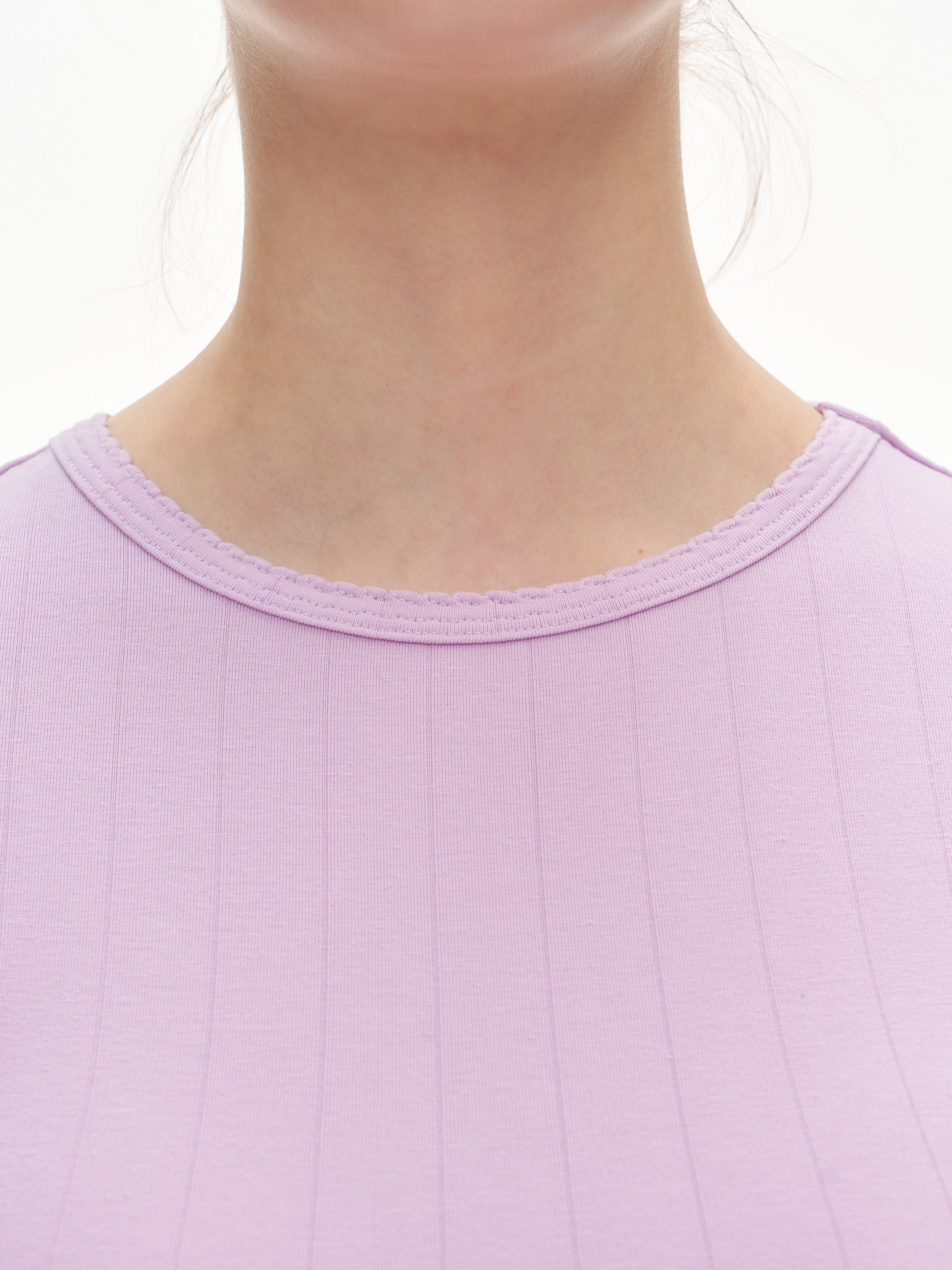 Women's Ribbed Ruffle Trim Crew Neck Crop Top - Stretchy Cotton Blend Slim Fit T-Shirt