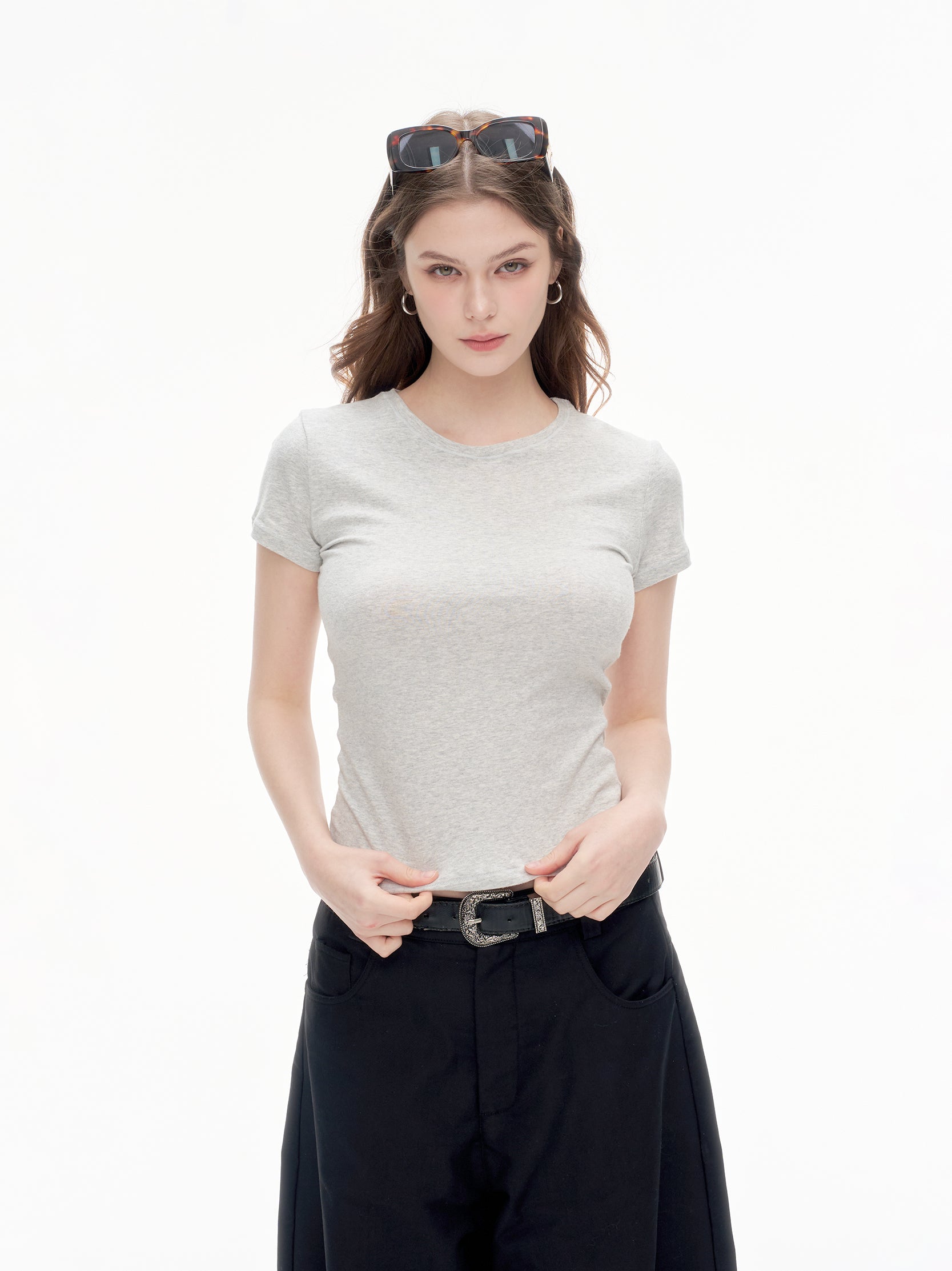 The Basic Slim Fit Short Sleeve T-shirt — Slimming Fit