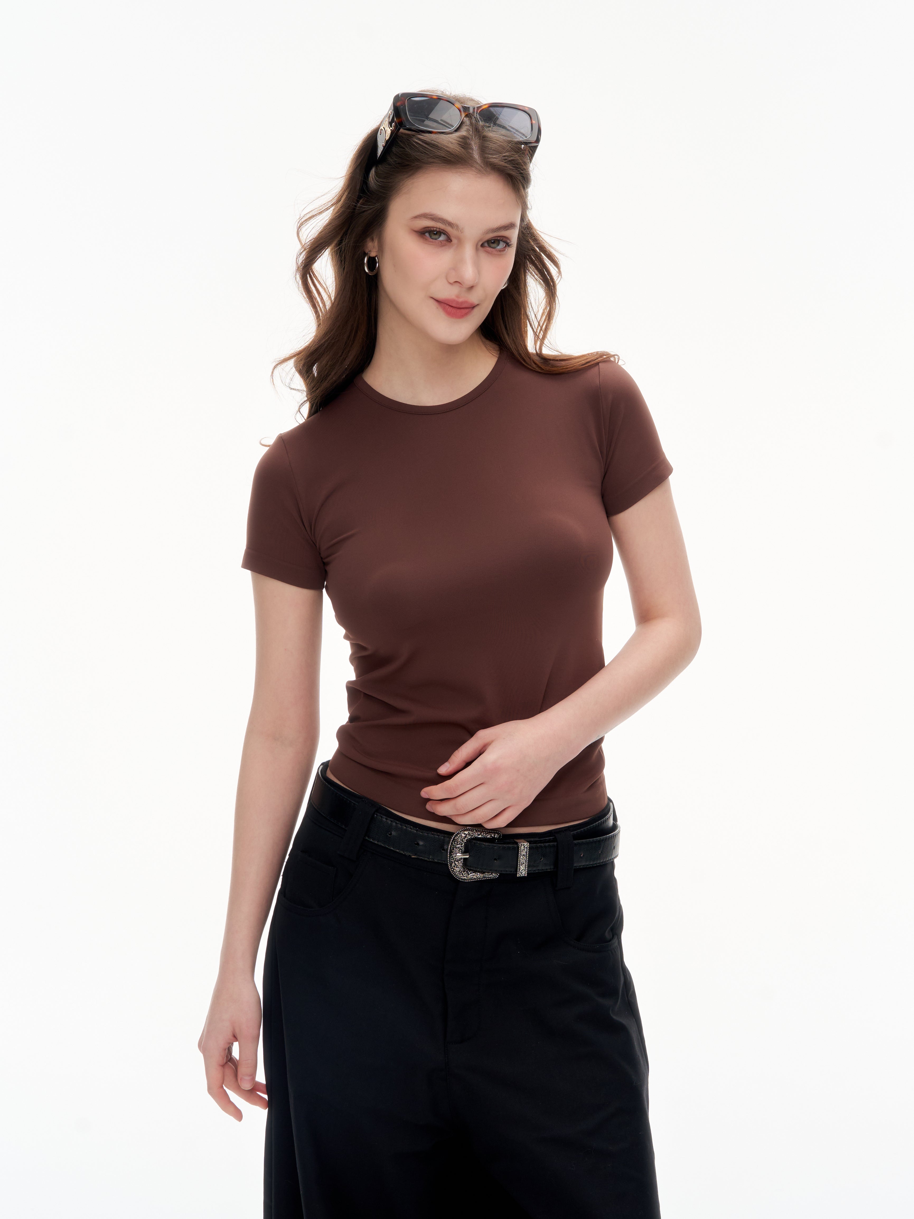 Women's Slim Fit Crew Neck Short Sleeve T-Shirt - Stretchy Casual Basic Top