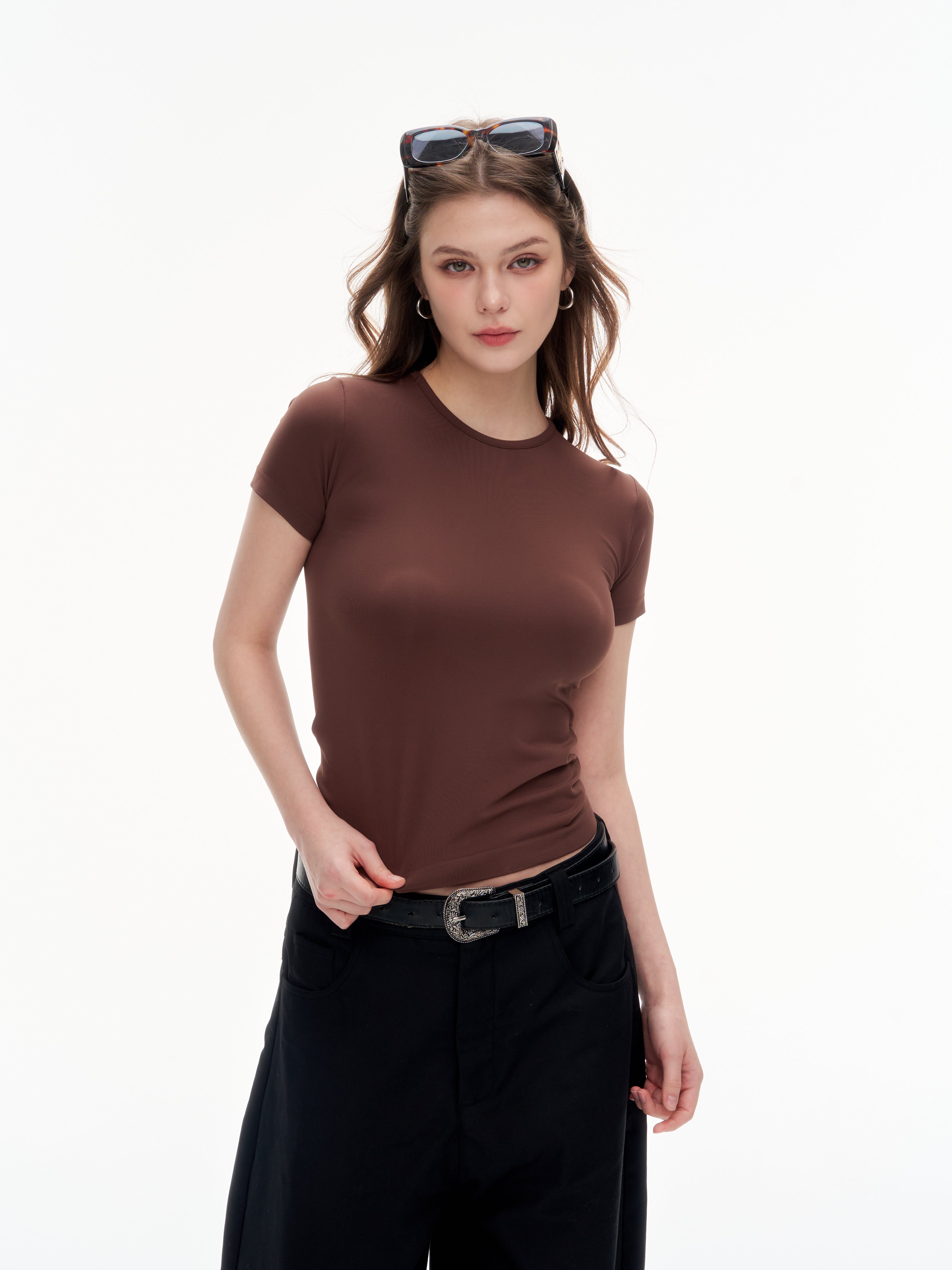 Women's Slim Fit Crew Neck Short Sleeve T-Shirt - Stretchy Casual Basic Top