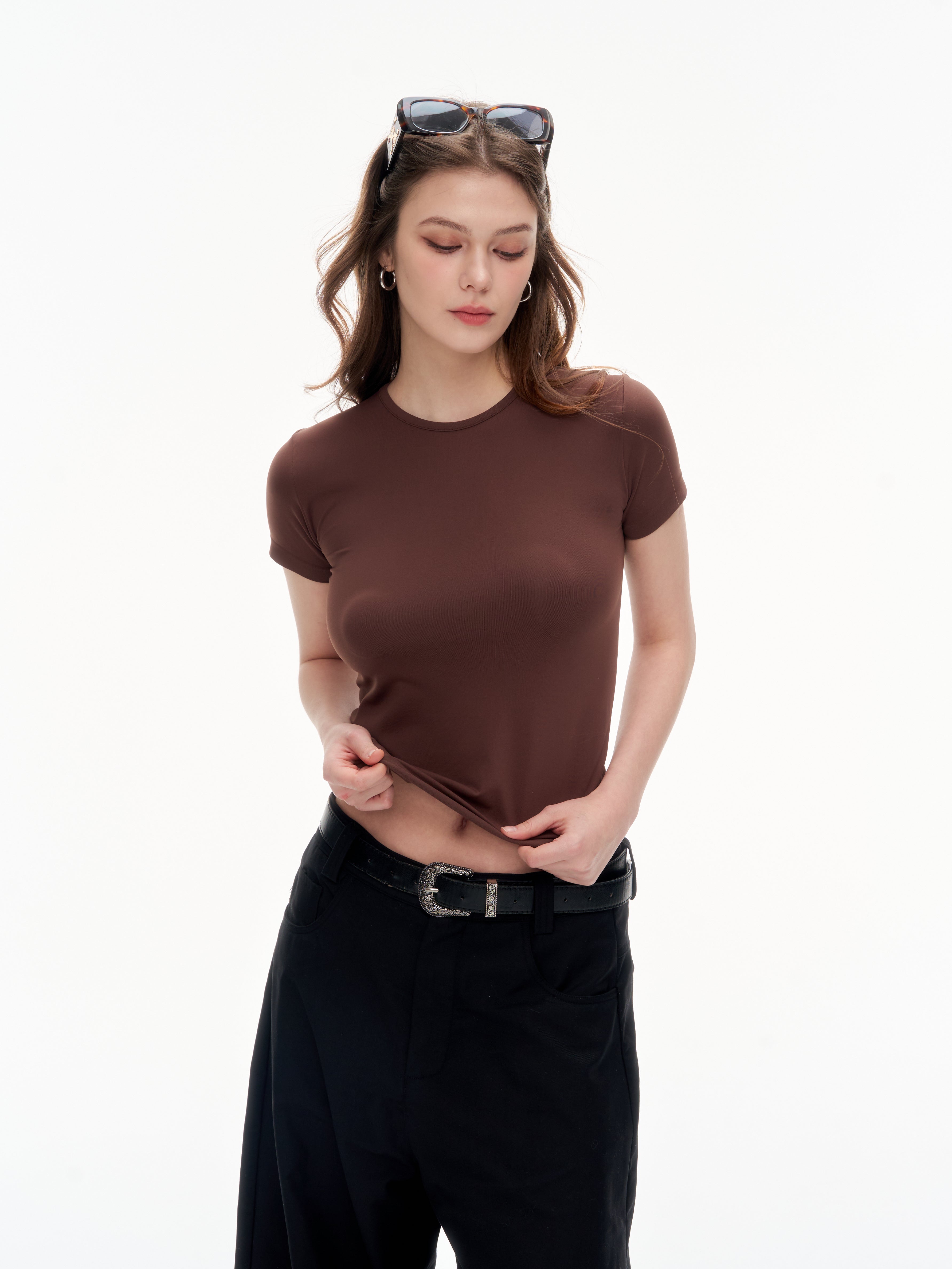 Women's Slim Fit Crew Neck Short Sleeve T-Shirt - Stretchy Casual Basic Top